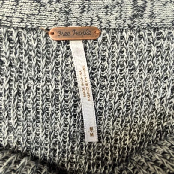 Free People Alana Off The Shoulder Knit Sweater Gray Casual Relaxed Womens M - Picture 4 of 11